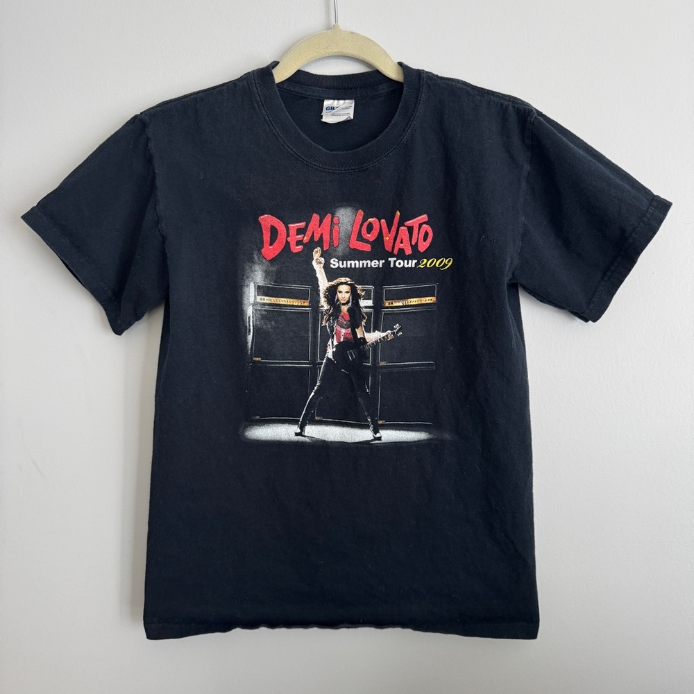 Demi Lovato Vintage 2009 Tour Shirt